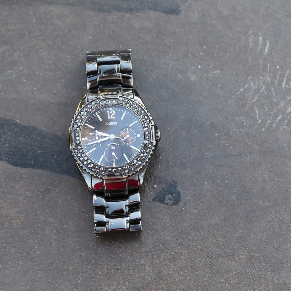 Guess Watch